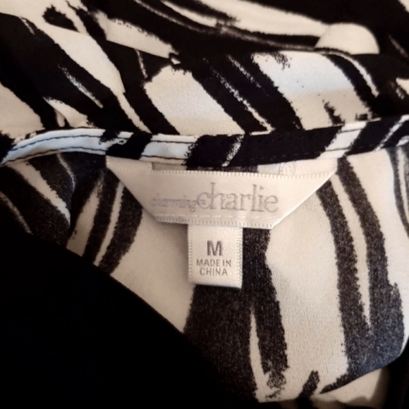 Charming Charlie Black/White Bow Back Top - Picture 4 of 4